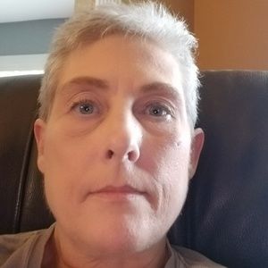 Meet your Posher, Gay